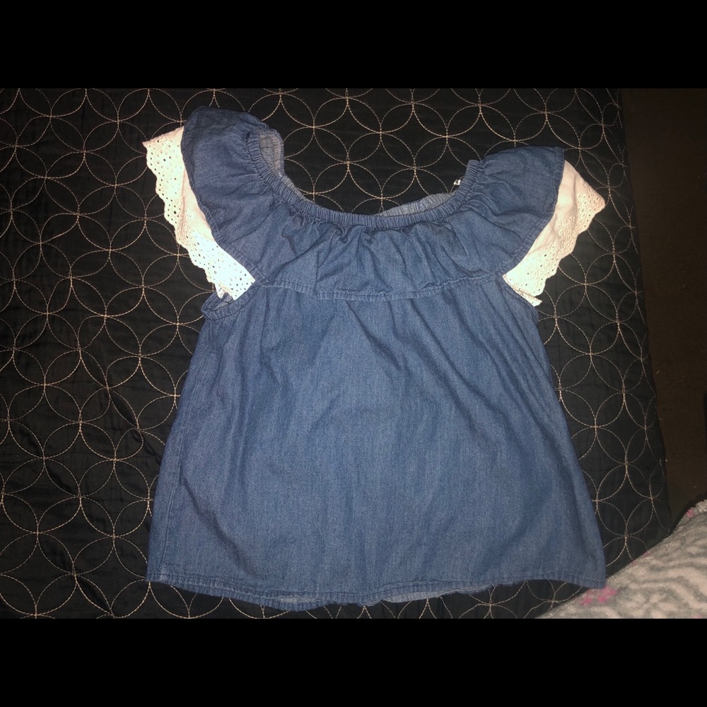 Little girls off the shoulder ruffle blouse